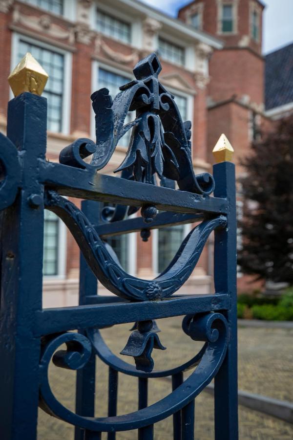 Heritage 17Th Century City Apartment Monsieur Philippe Leeuwarden Exterior foto
